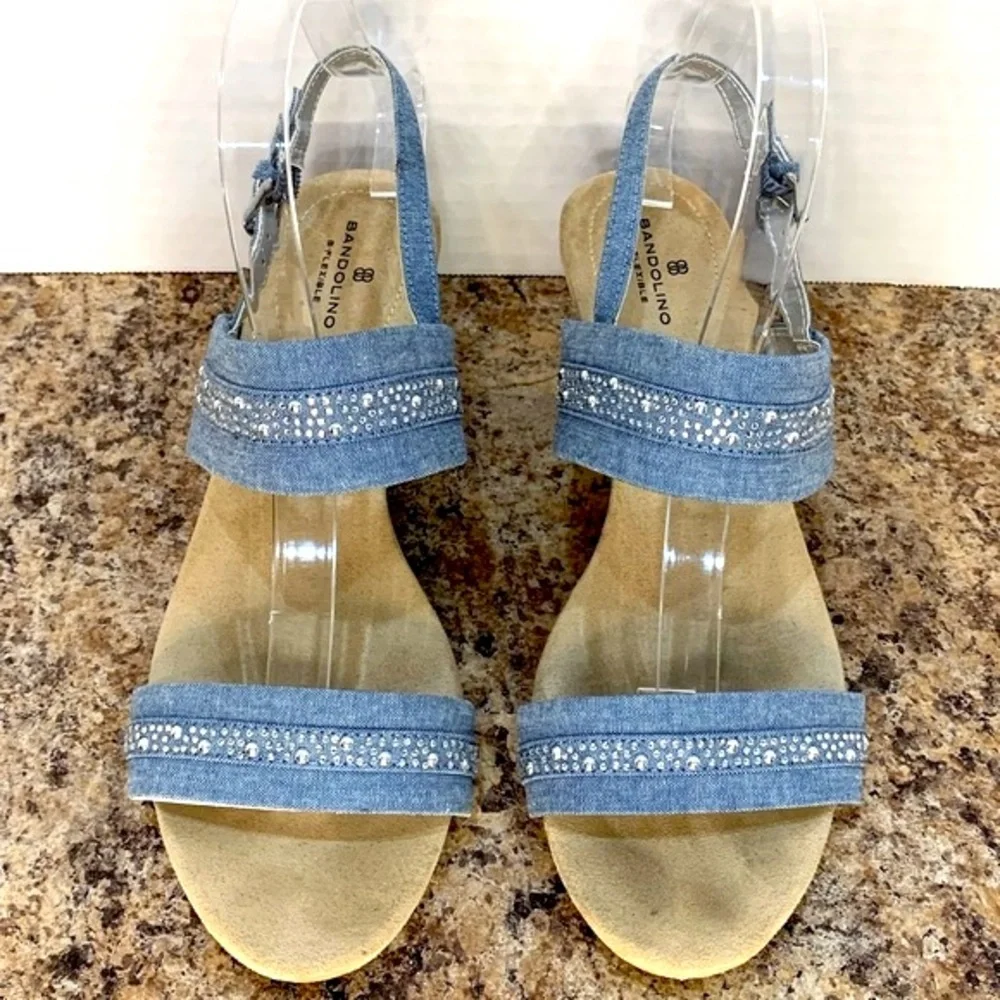 Bandolino Gurleen Chambray Blue & Rhinestone Wedge Sandals Size 8